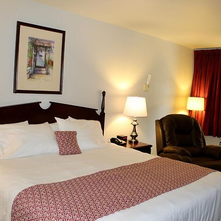 The Chalet Motel Mequon 외부 사진