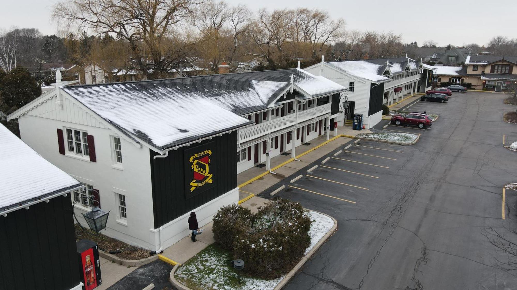 The Chalet Motel Mequon 외부 사진