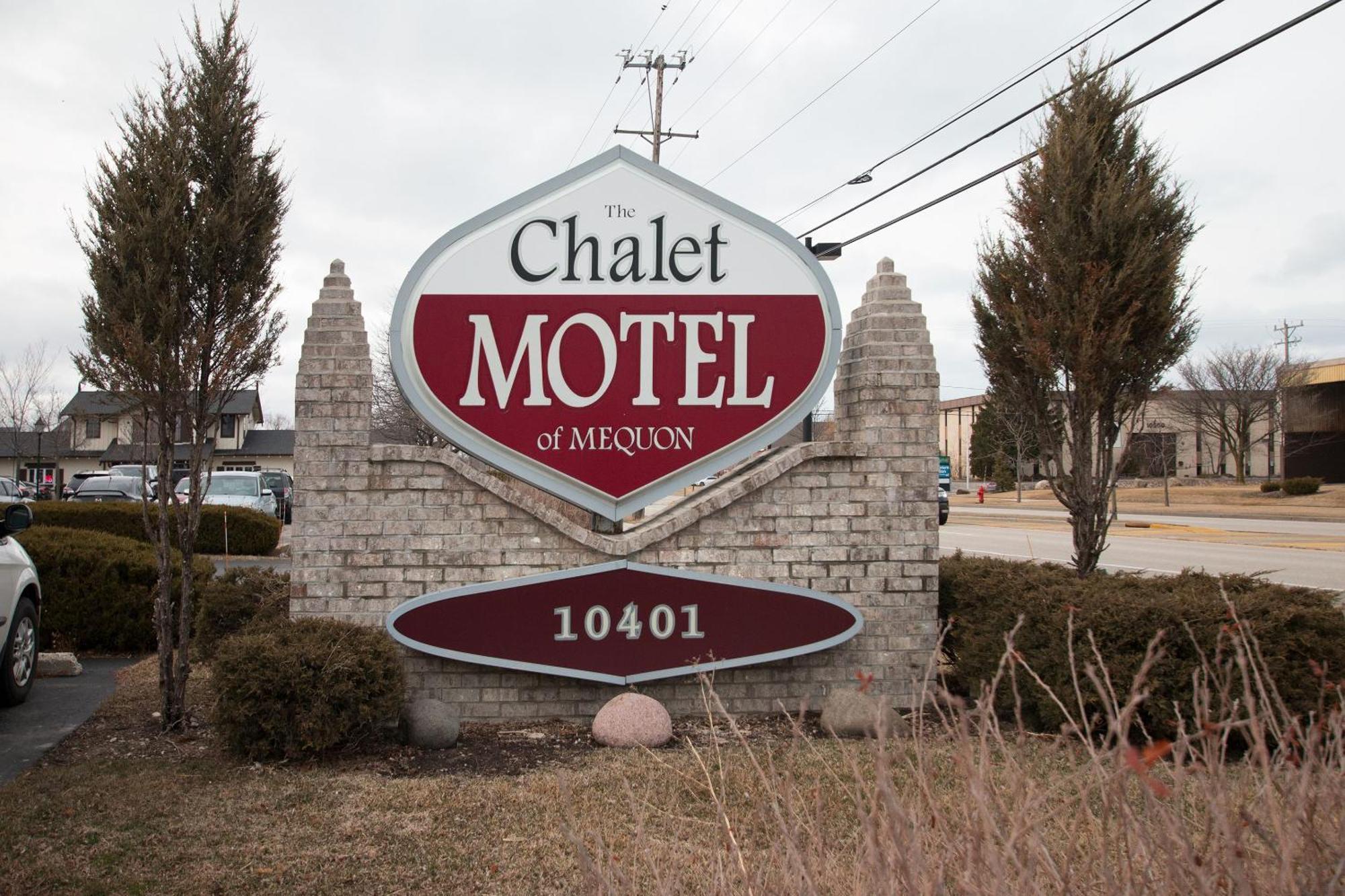 The Chalet Motel Mequon 외부 사진